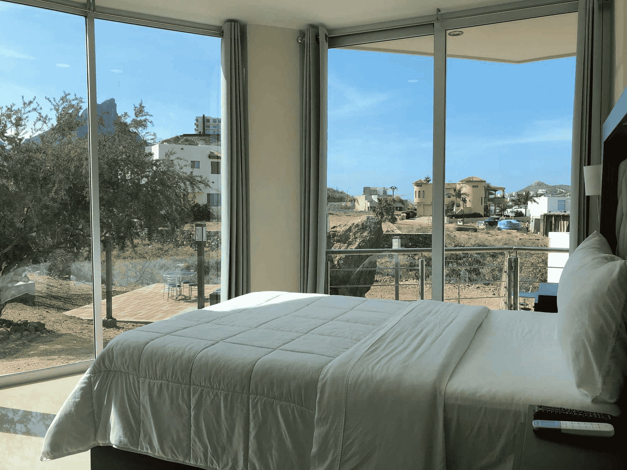 Suite Vista Cerro — Suites Rubí San Carlos